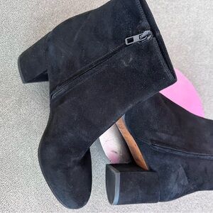 Vince Black Heeled Suede Booties